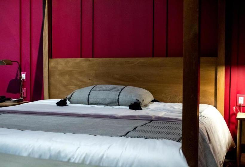 Juana Bautista Hotel Boutique