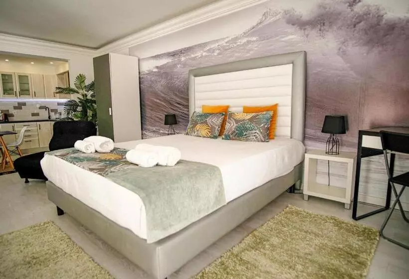 Hotelli Préstige Holidays Alojamentos