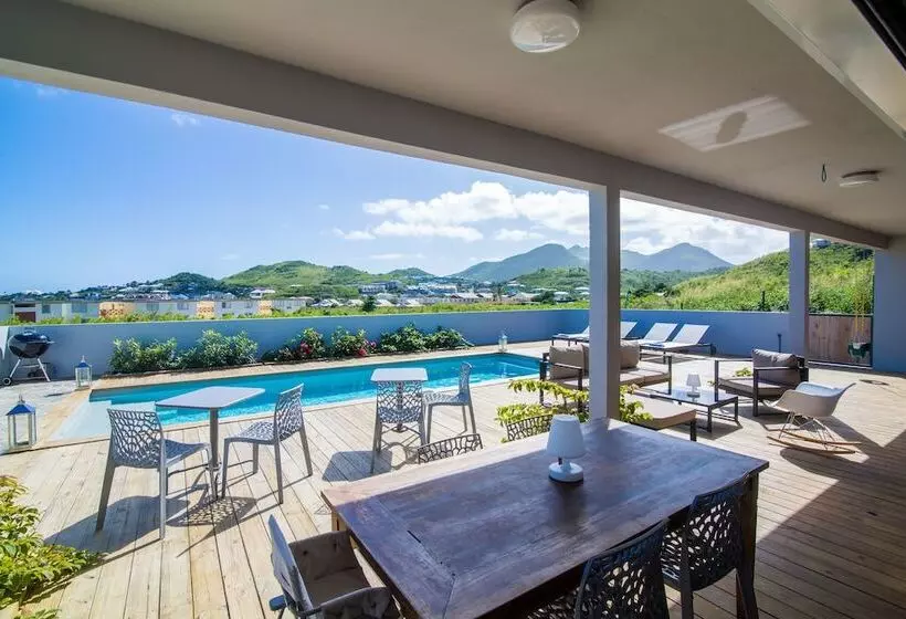 پانسیون Villa Jwi Lavi Boutique