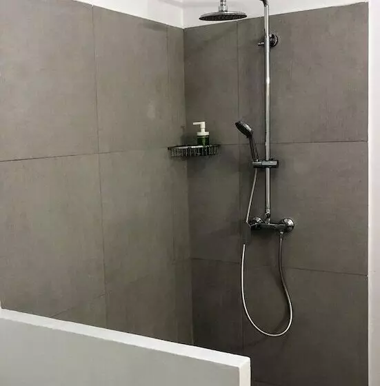 پانسیون Villa Jwi Lavi Boutique