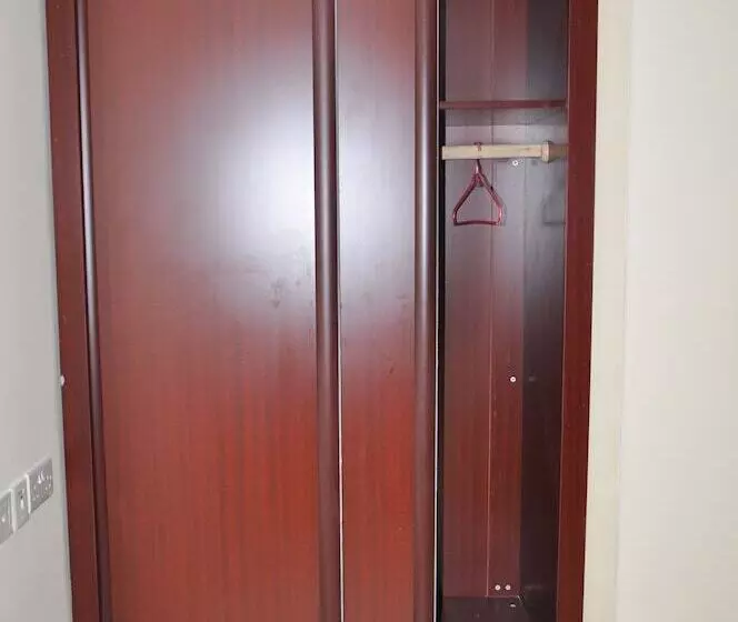 هتل Luwa Evergreen