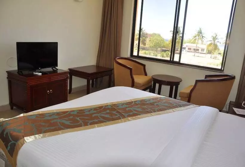 هتل Luwa Evergreen