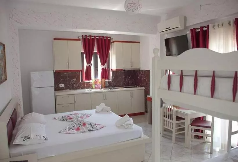 Poseidon Hotel Ksamil