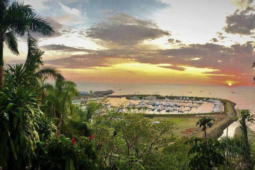 بنسيون Casa Federico