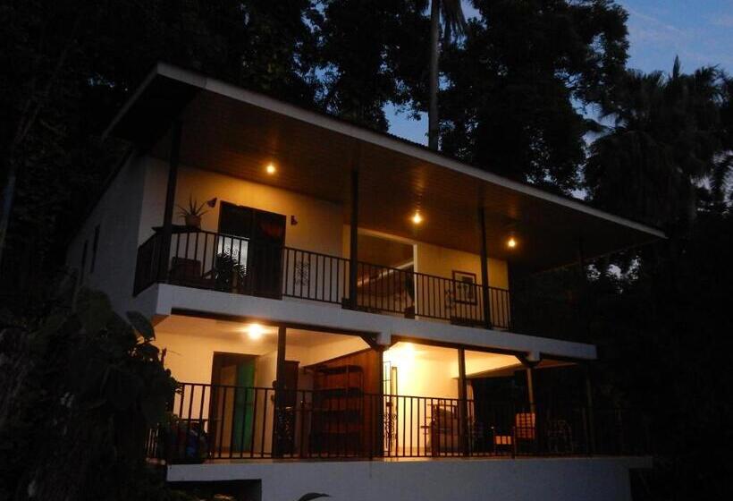 بنسيون Casa Federico