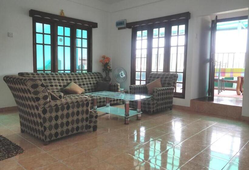 بنسيون Top View