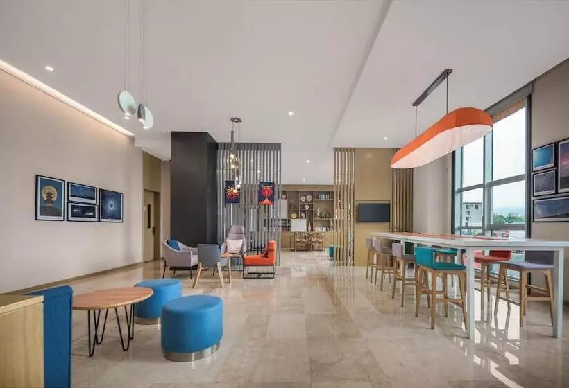 ホテル Holiday Inn Express Xichang City Center, An Ihg