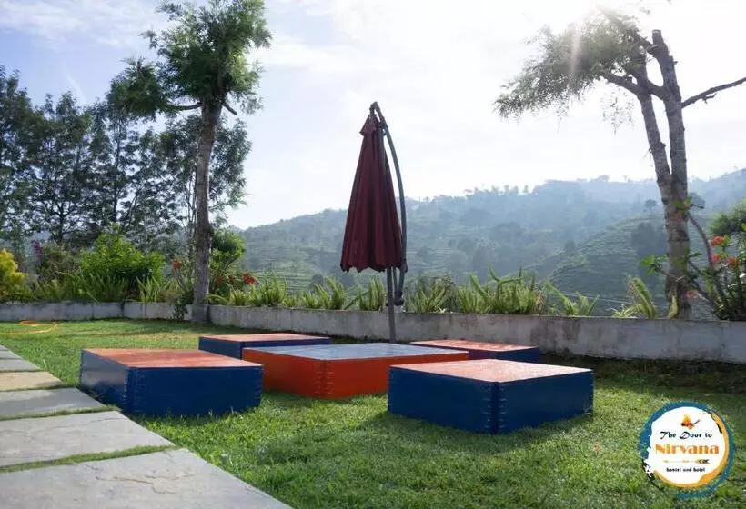 The Door To Nirvana Backpackers Hostel Kotagiri