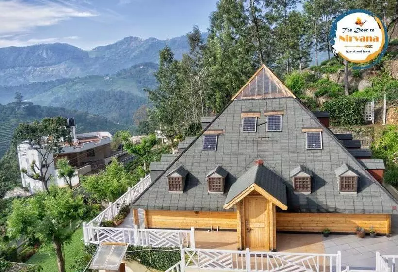 The Door To Nirvana Backpackers Hostel Kotagiri