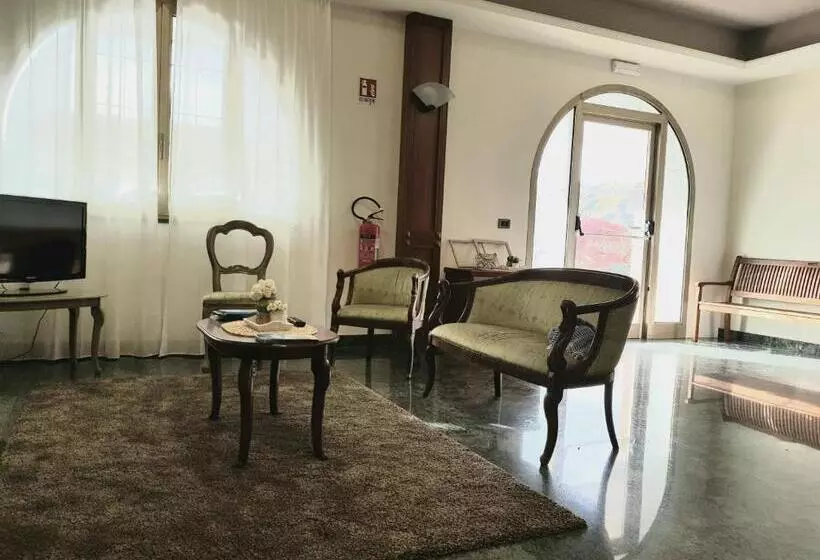 هتل Rio Re