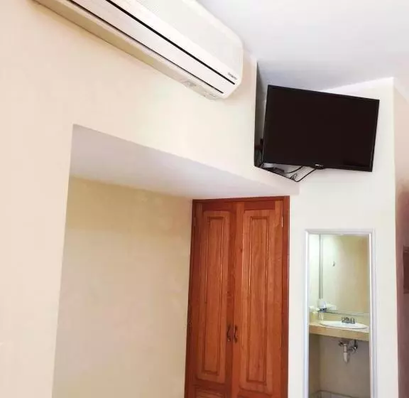 هتل Villa Campeche