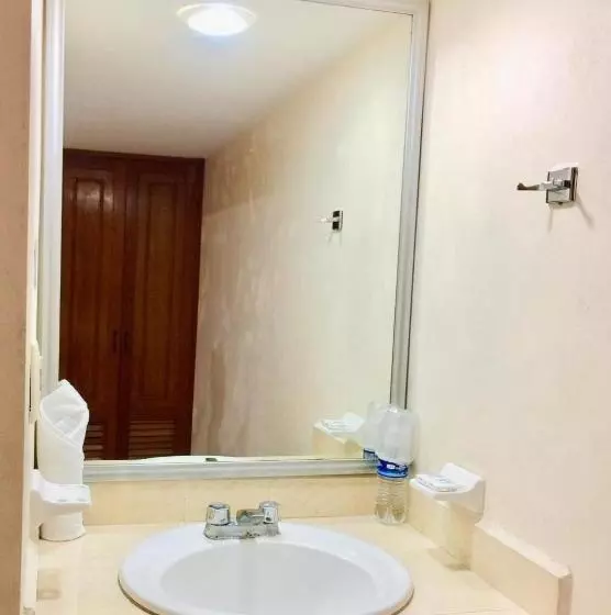 هتل Villa Campeche