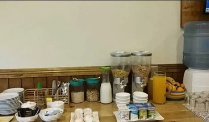پانسیون Hostal Casa Miranda