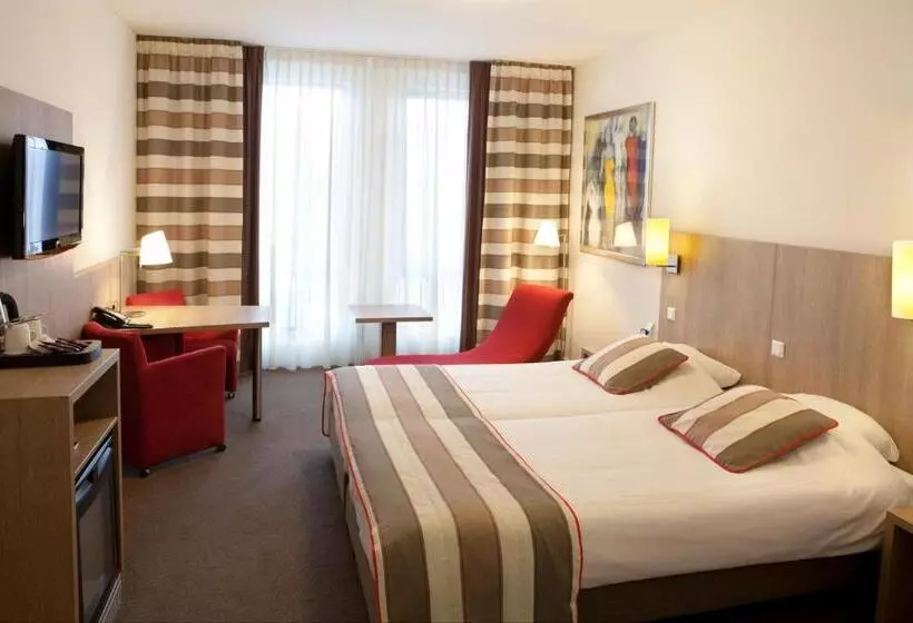 Skotel Amsterdam, Hotelschool The Hague