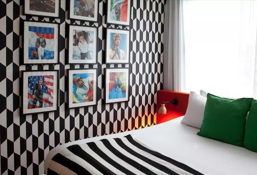 Skotel Amsterdam, Hotelschool The Hague