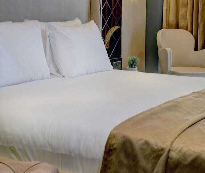 Putney Hotel; Bw Signature Collection