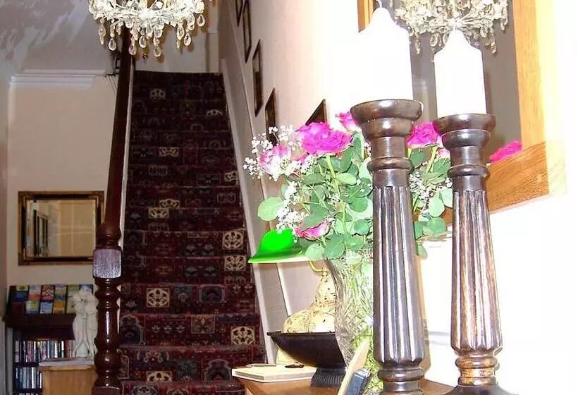 Majatalo South Lodge Guest House