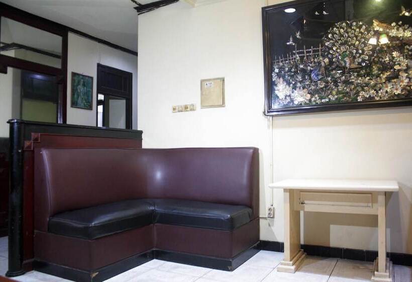 Hotel Oyo 181 Wisma Bintang