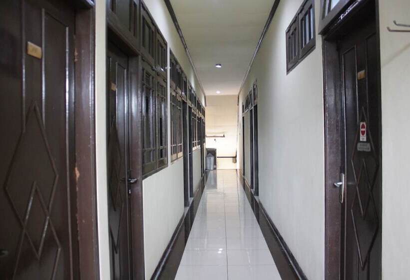 Hotel Oyo 181 Wisma Bintang