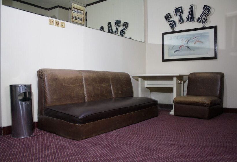 Hotel Oyo 181 Wisma Bintang