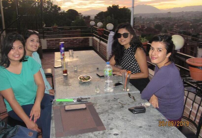 هتل Layaku Durbar