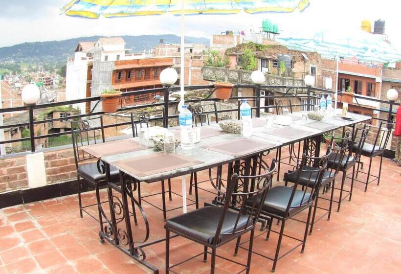 هتل Layaku Durbar