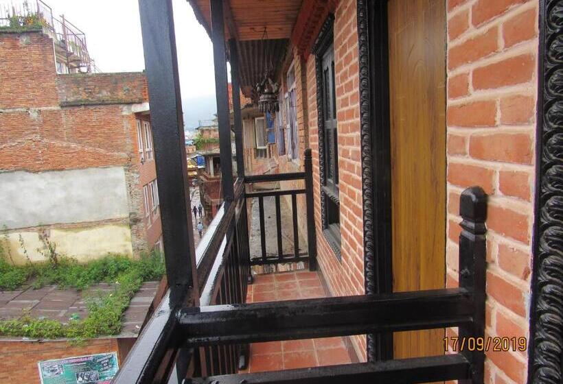 هتل Layaku Durbar