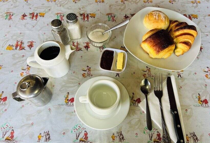 هتل Hôtel Appartement Meublé Les Flots Bleu