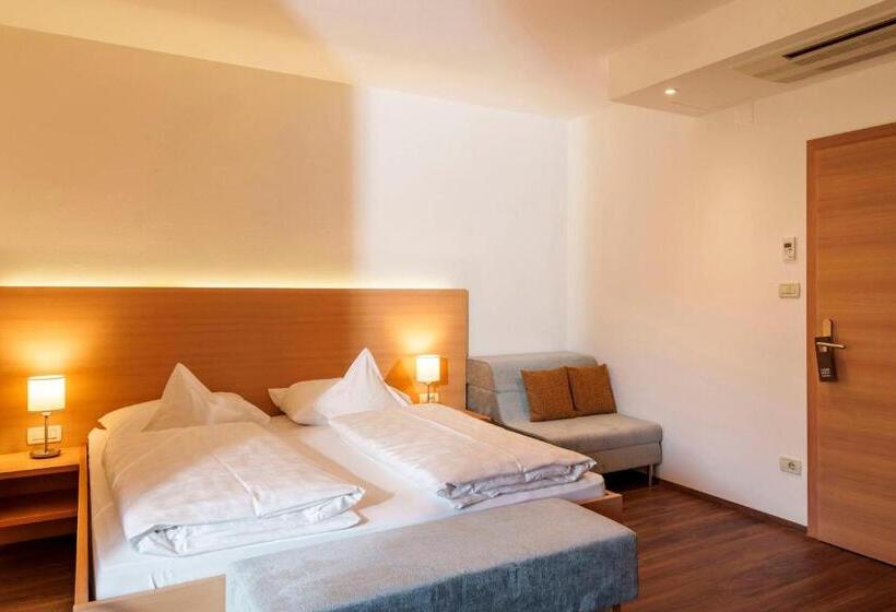 فندق Törggelehof