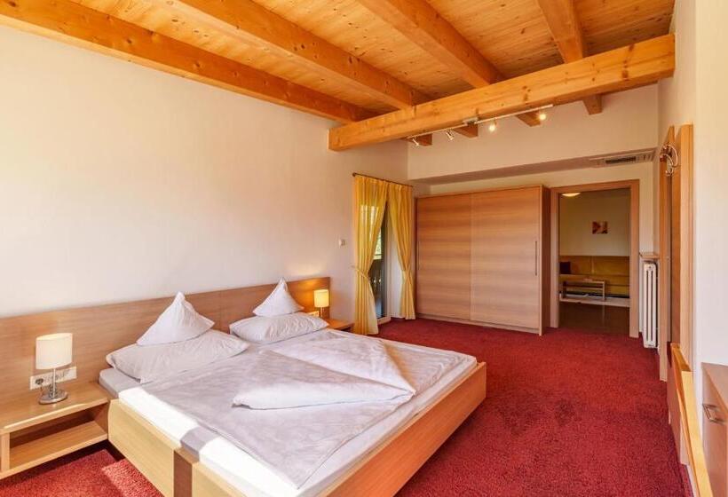 فندق Törggelehof