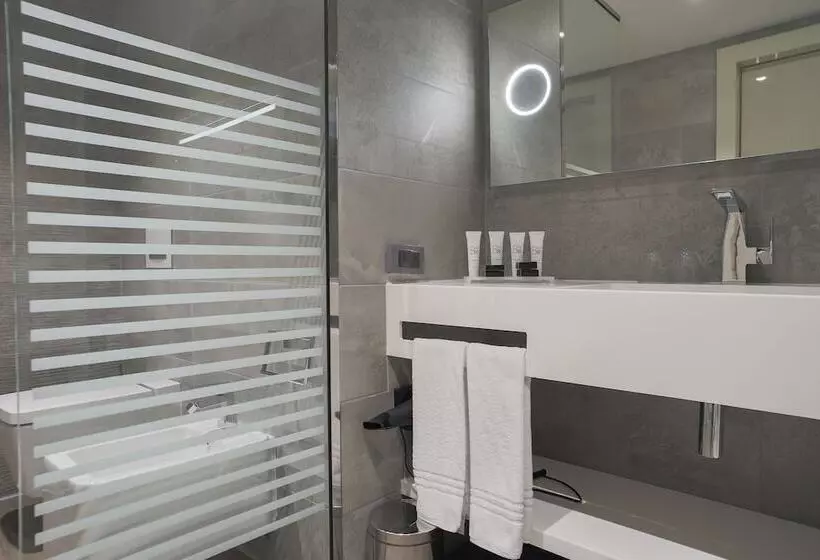 The Legacy Luxury Hotel, Algiers