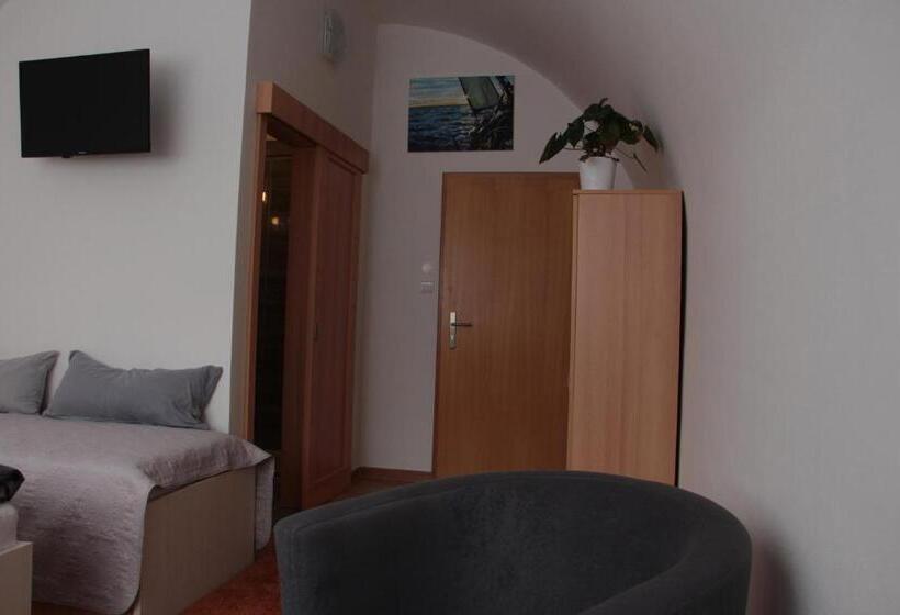 فندق صغير Penzion U Pidly