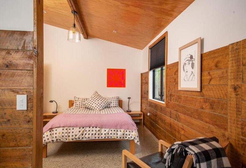 צימר River Road Retreat