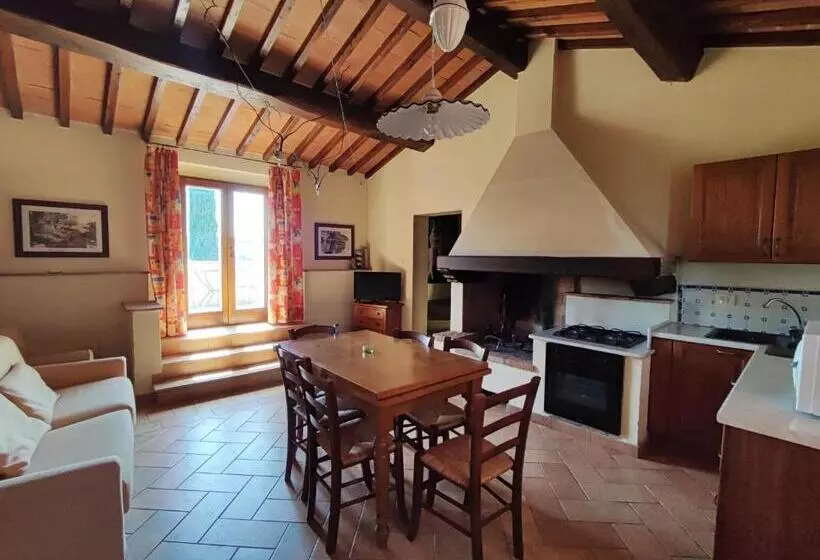 ホテル Agriturismo Santa Cristina