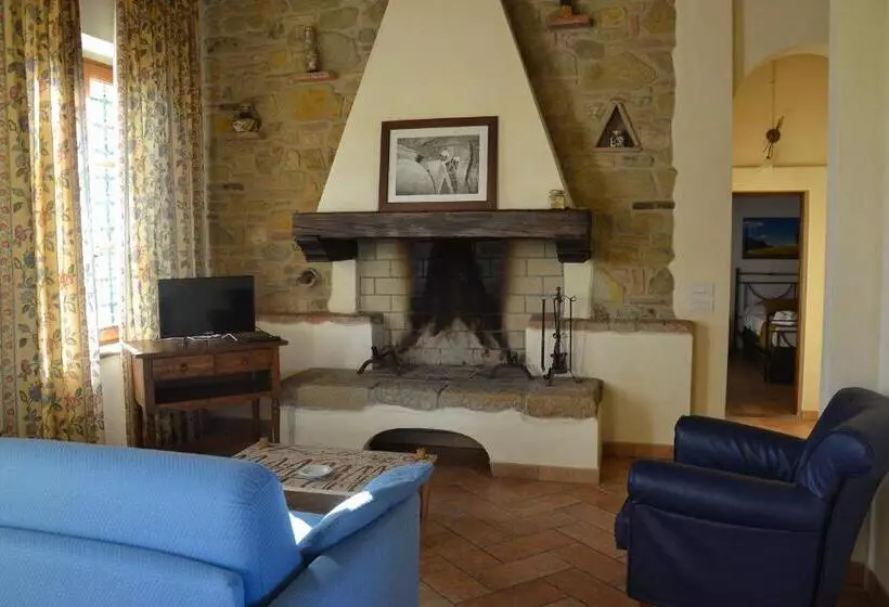 ホテル Agriturismo Santa Cristina