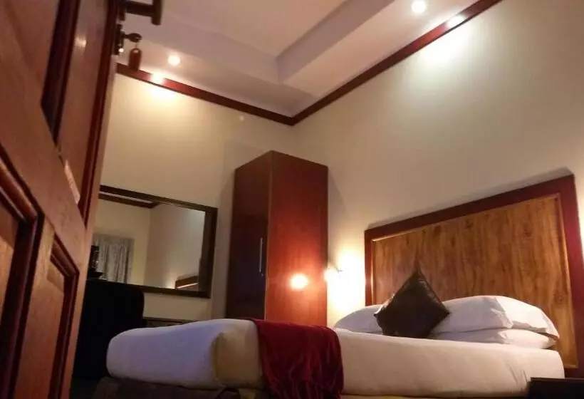 تختخواب و صبحانه Road Stay
