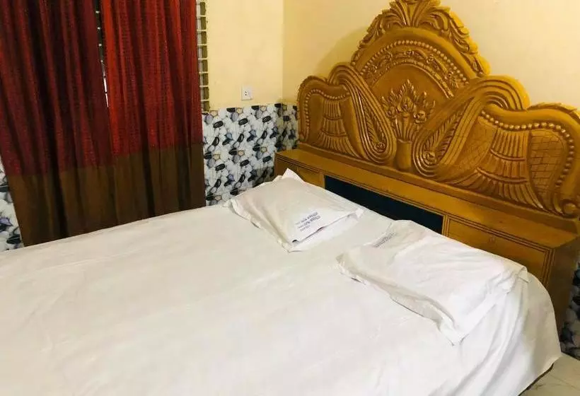 هتل Regal Palace