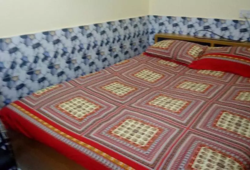 هتل Regal Palace