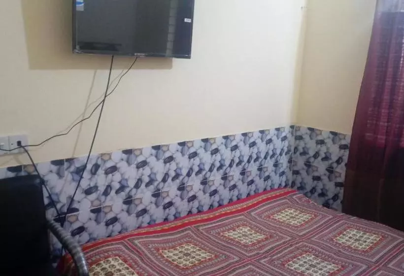 هتل Regal Palace