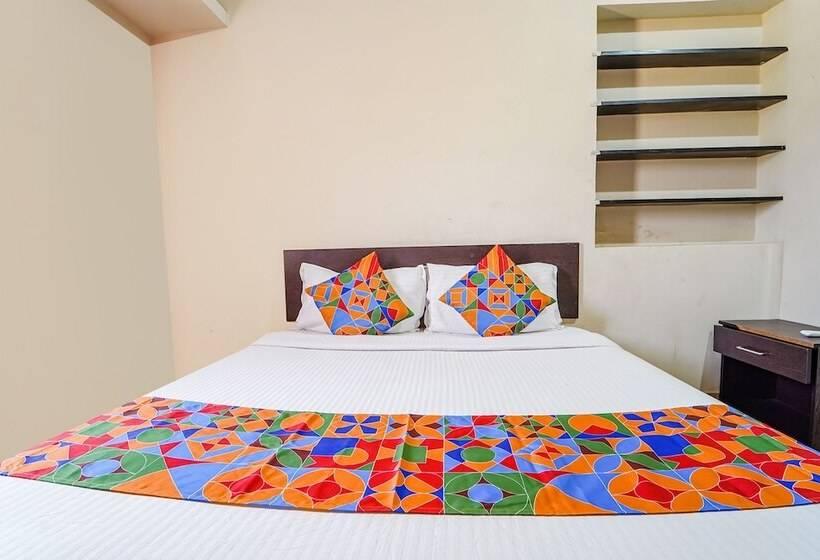 Hotel Varun Residency Airport Codissia Stay