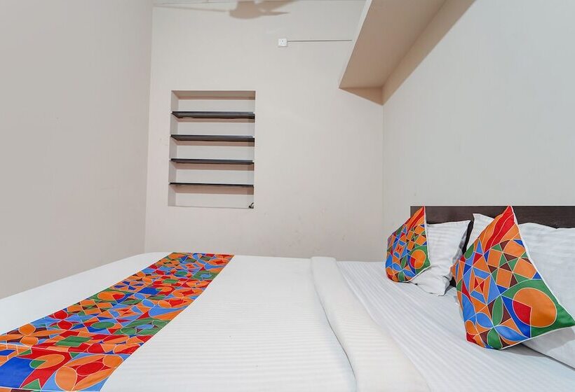 Hotel Varun Residency Airport Codissia Stay