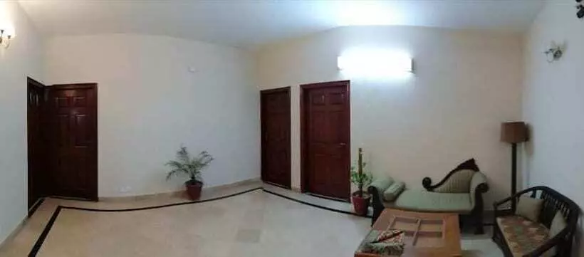 پانسیون Capri Residency
