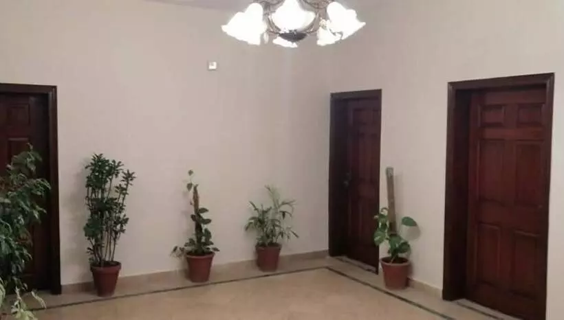 پانسیون Capri Residency