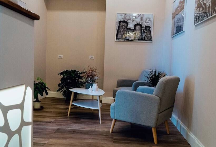 پانسیون Villa Cua