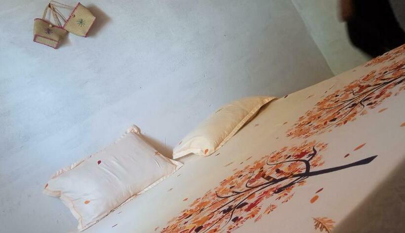 تختخواب و صبحانه Ecolodge D Isalo