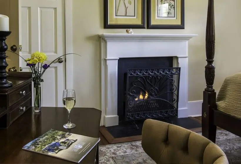 Aamiaismajoitus (B&B) The Addison On Amelia