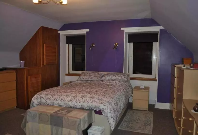 Bridgehill Cottage Bed & Breakfast