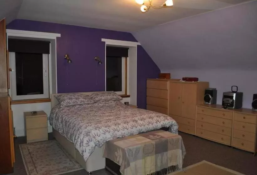 Bridgehill Cottage Bed & Breakfast