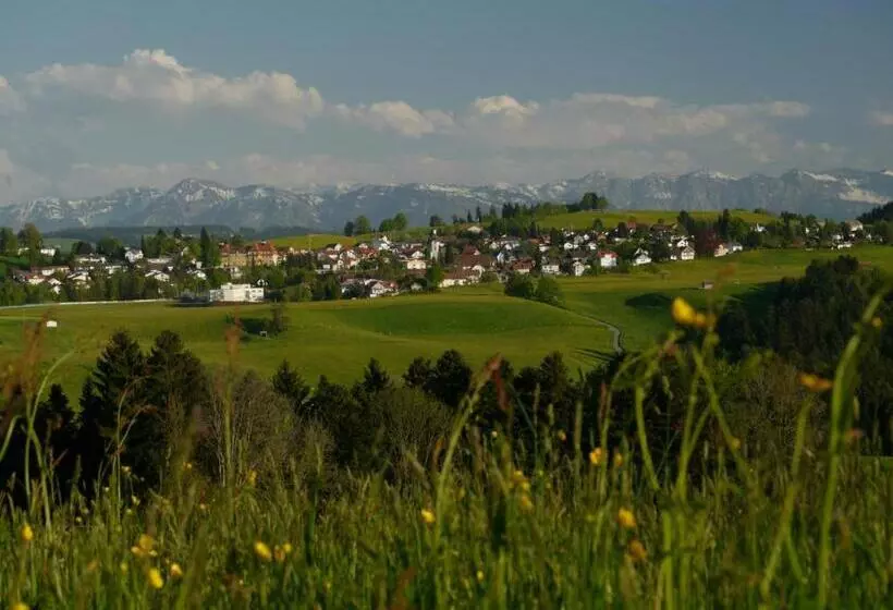 Hotelli Alpenrose Gut Schlafen & Frühstücken