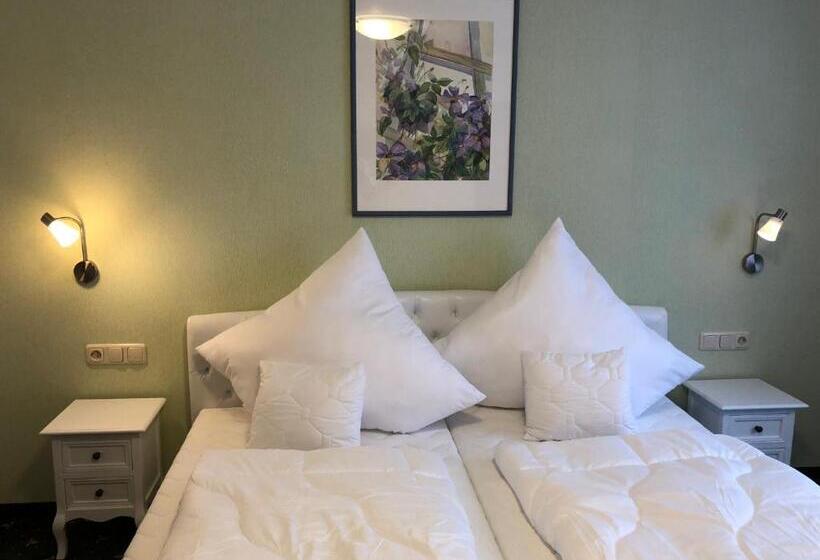 Hotel Alpenrose Gut Schlafen & Frühstücken